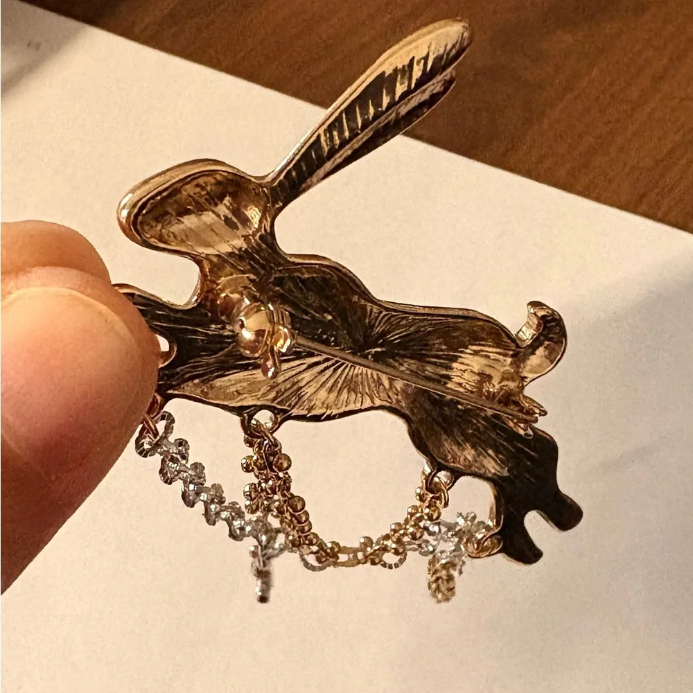 Gold Tone Rabbit Motif Chain Brooch - Picture 3 of 3